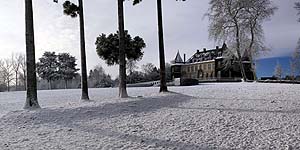 The castle of La Hulpe in the snow
